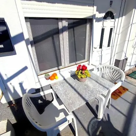 Apartament Apartman Nema Podstrana